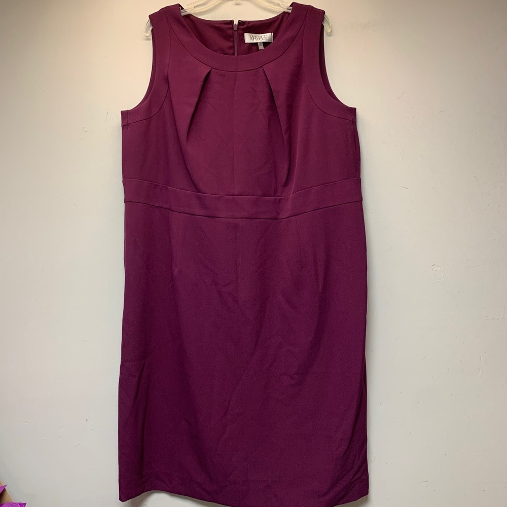 Kasper Sheath Dress Womens 18W Plum Excellent Pleated Neck Sleeveless Business